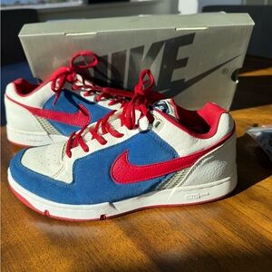 Nike x Pabst Blue Ribbon Collab 2003